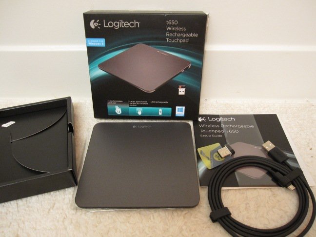 Logitech T650 Touchpad.JPG