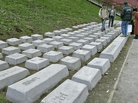 giant-stone-keyboard.png