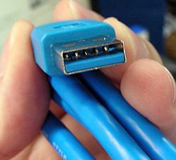 USB 3.0 cable.jpg